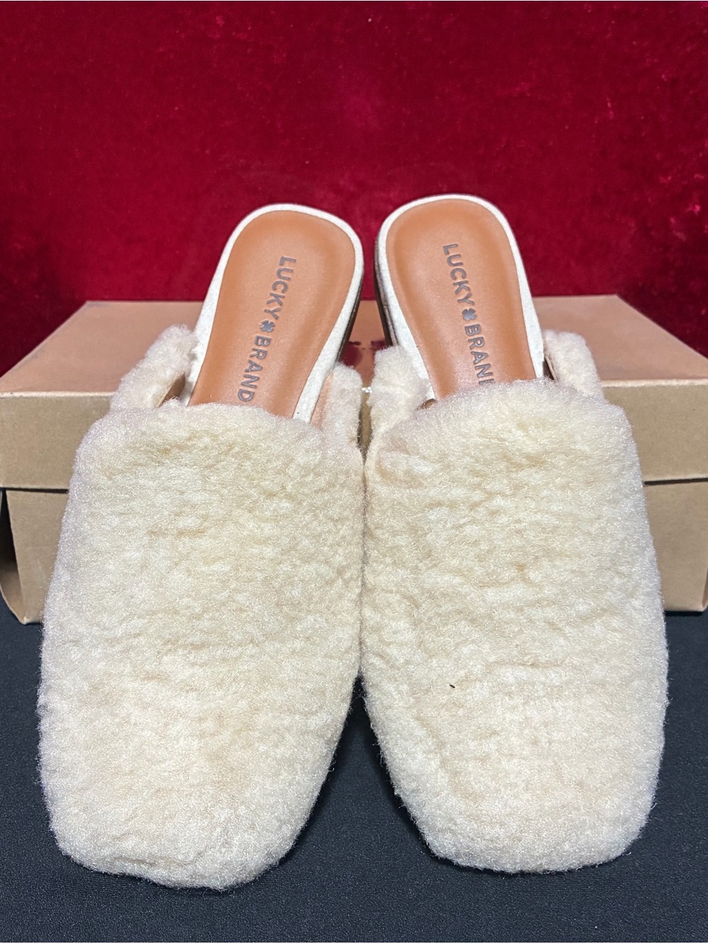 New Lucky Brand Clogs sz 7 Women Mule Slip Shoe Faux Shearling Colliey